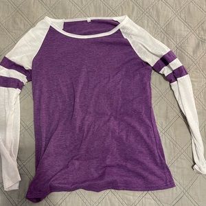 Unknown brand- from Bellelily. Purple/white light long sleeves. Size: small